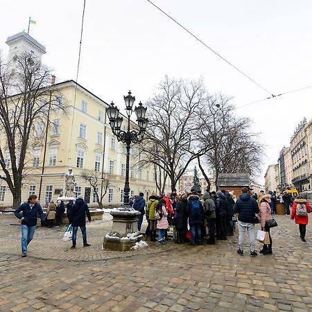 Vip Апартаменти Ван Гог На Площі Ринок Lviv Exterior photo